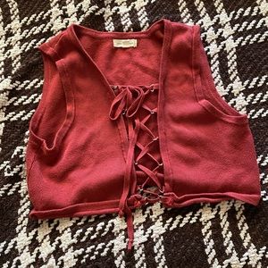 Cute criss cross crop top